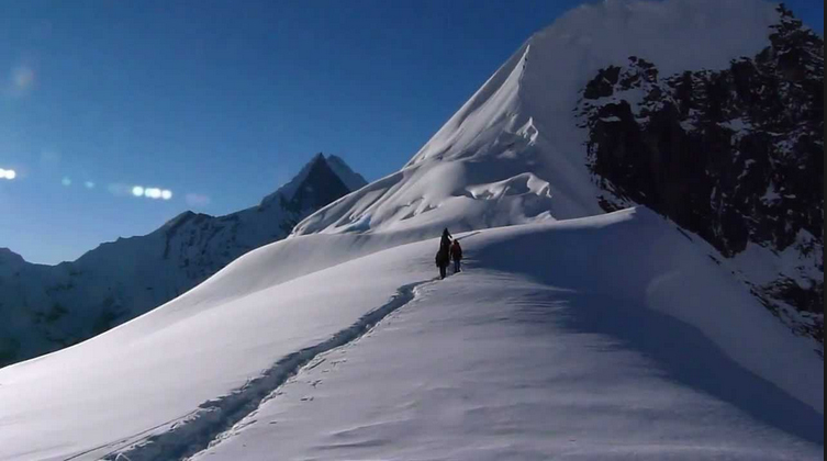 tent peak climbing