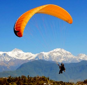 Nepal paragliding